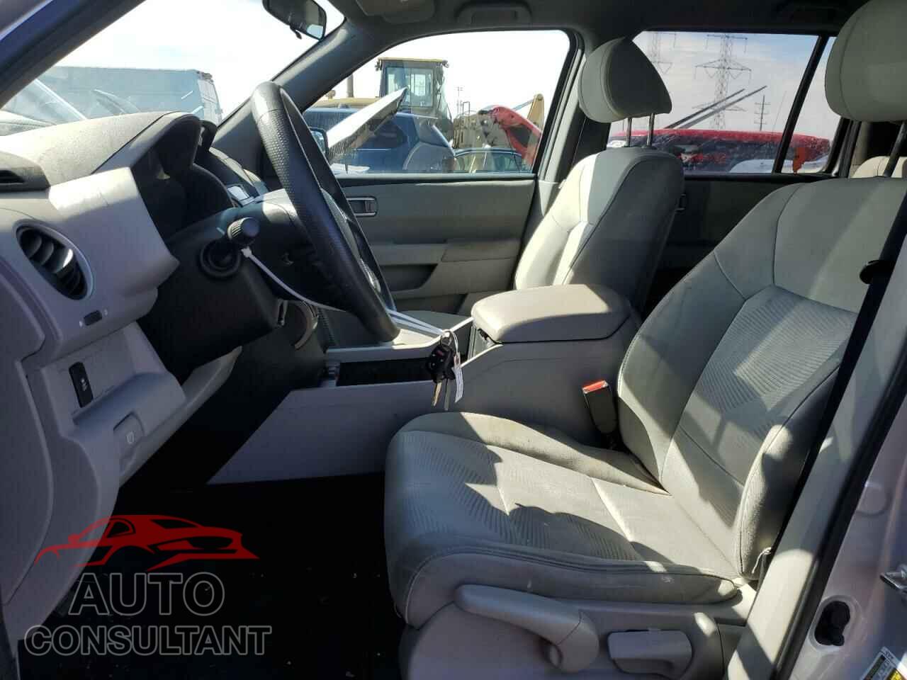 HONDA PILOT 2013 - 5FNYF4H23DB020992