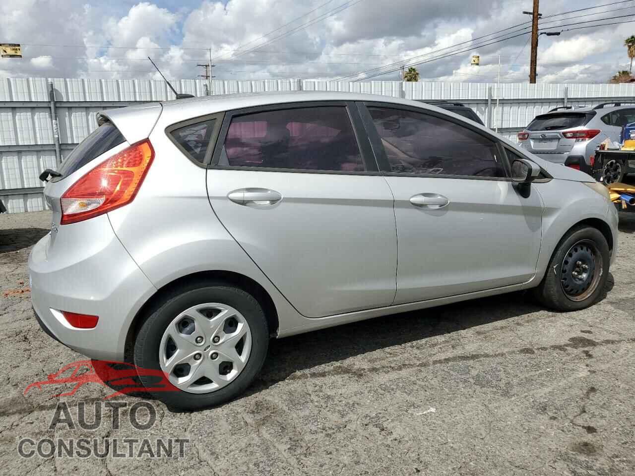 FORD FIESTA 2011 - 3FADP4EJ9BM204937