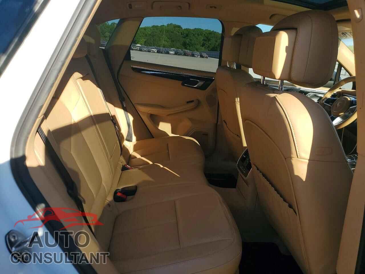 PORSCHE MACAN 2016 - WP1AB2A57GLB41059