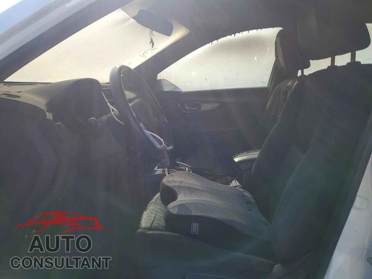 NISSAN ROGUE 2017 - KNMAT2MVXHP512641