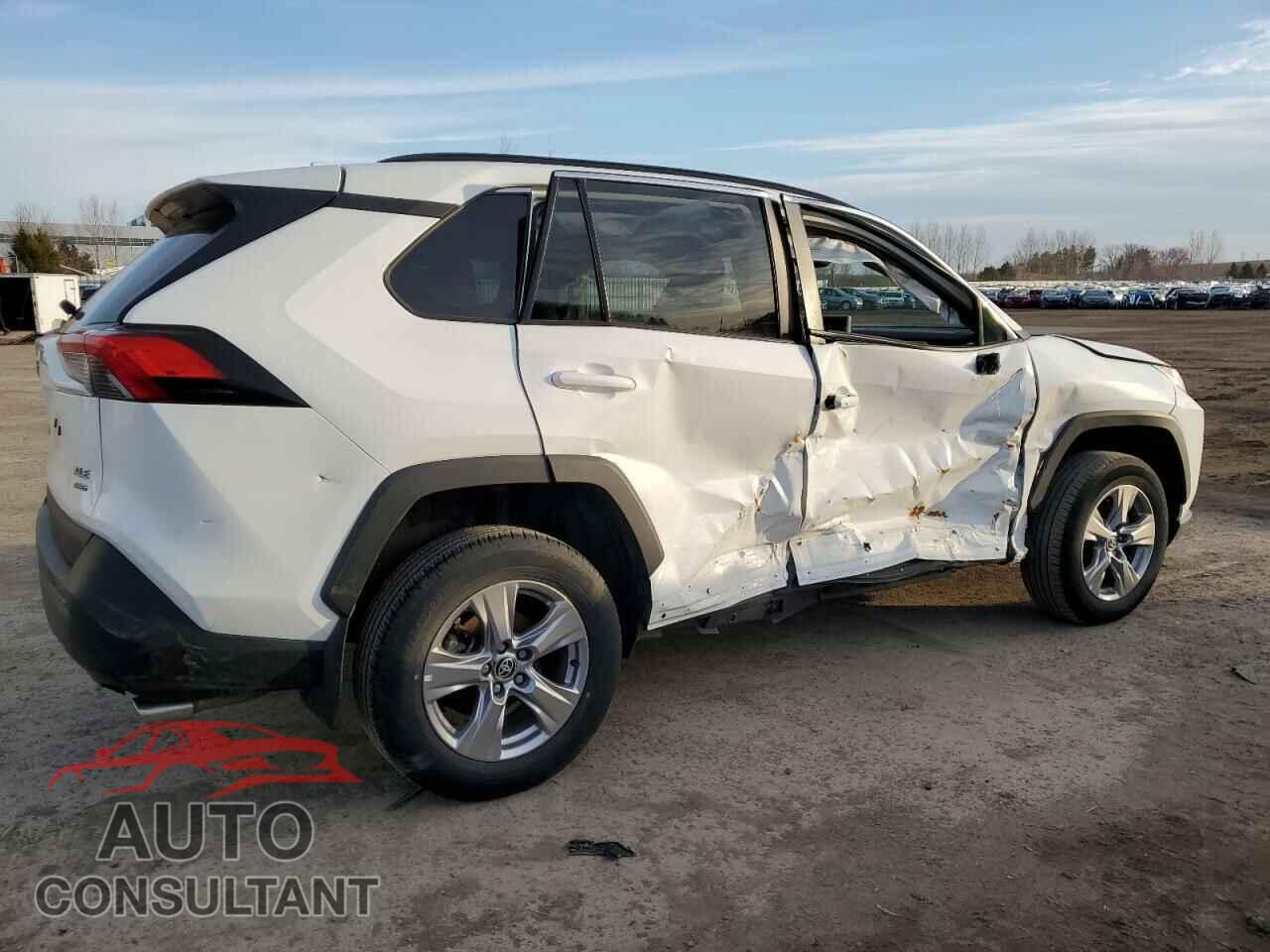 TOYOTA RAV4 2023 - 2T3R1RFV4PC349066