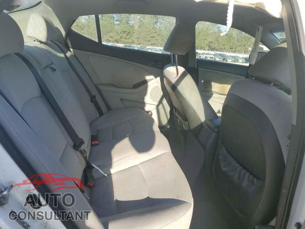 KIA OPTIMA 2014 - KNAGM4A74E5484137