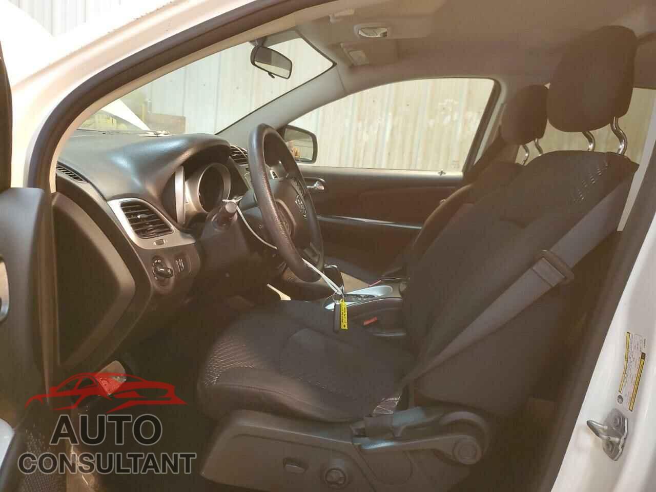 DODGE JOURNEY 2017 - 3C4PDCBG8HT509296