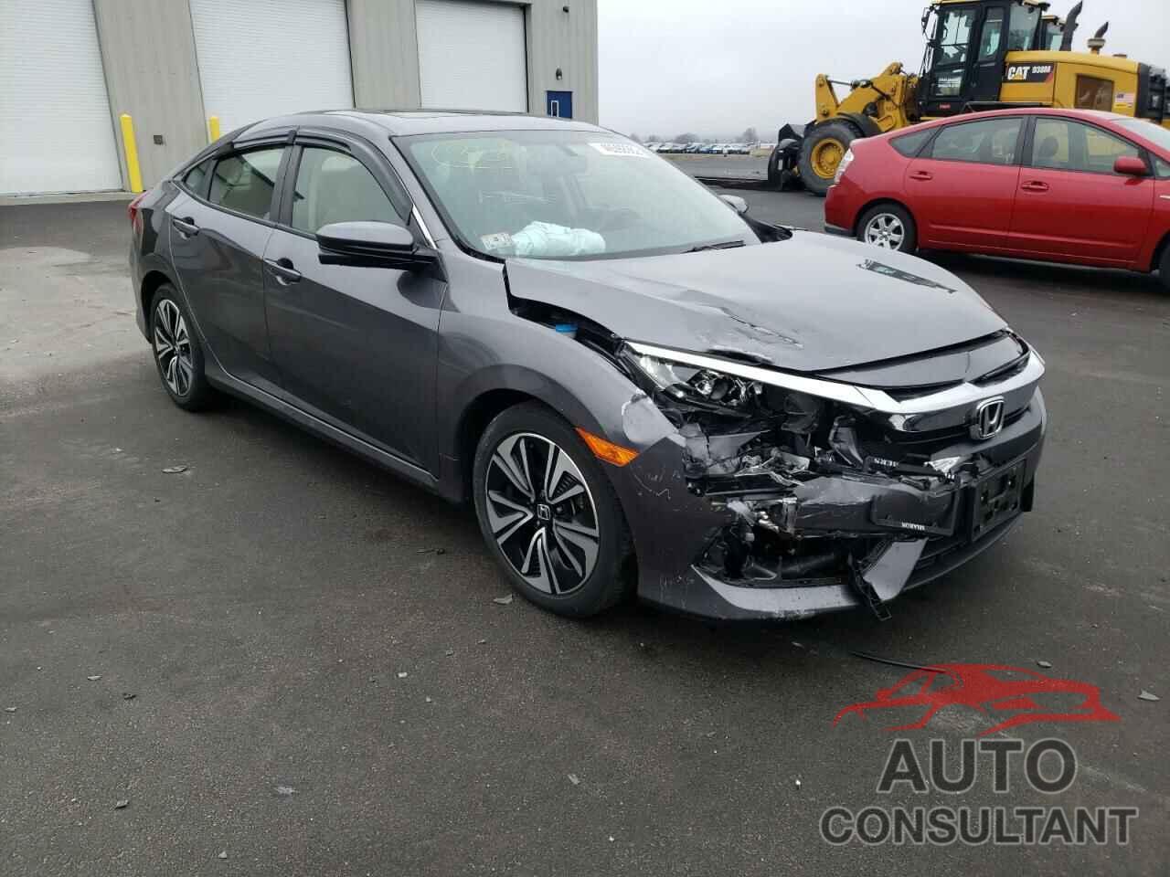 HONDA CIVIC 2018 - JHMFC1F70JX016380