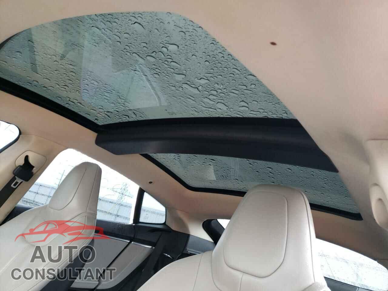 TESLA MODEL S 2013 - 5YJSA1CN7DFP22656