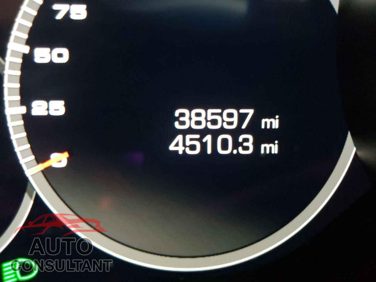PORSCHE PANAMERA 2017 - WP0AB2A70HL121577