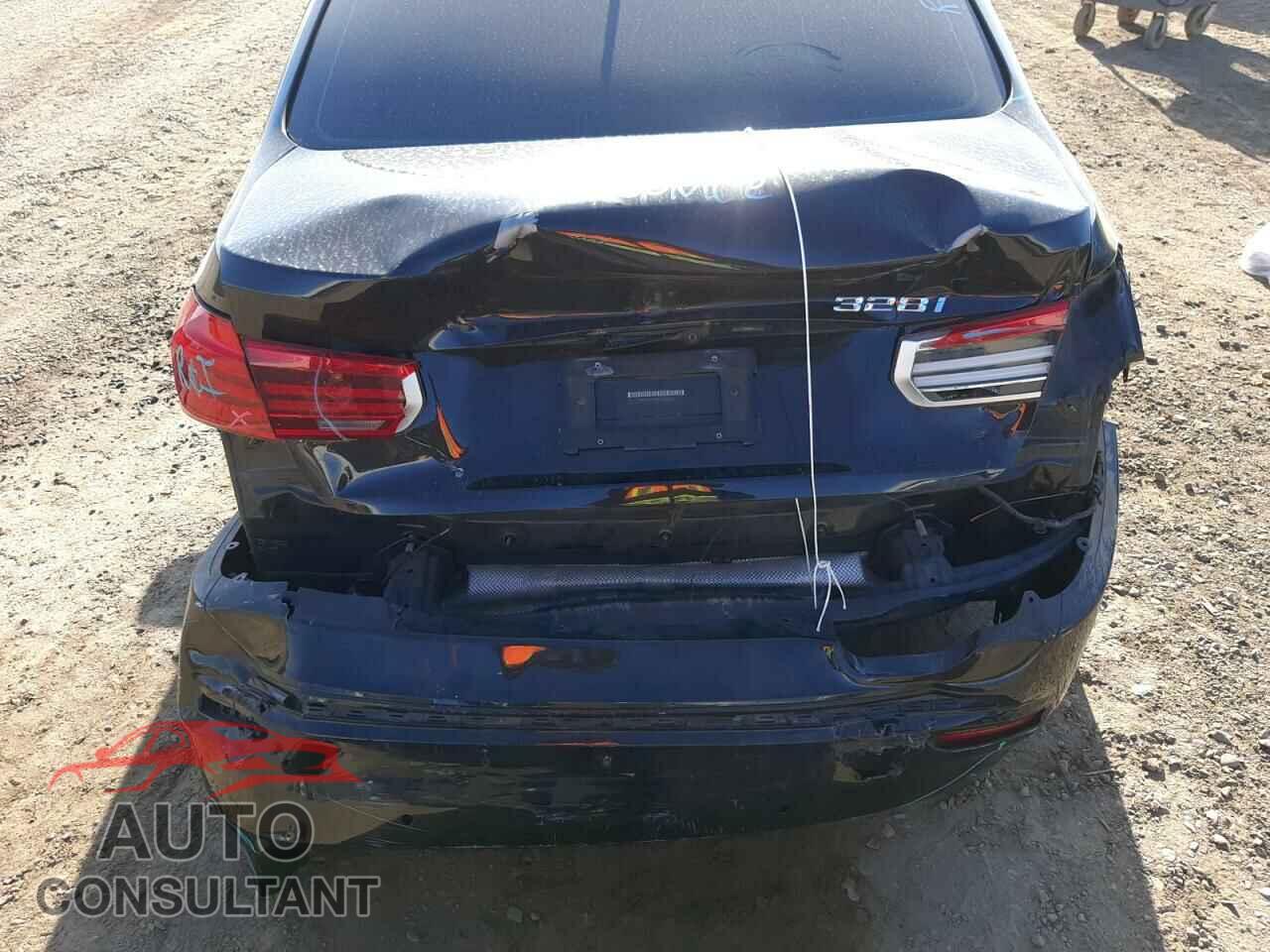 BMW 3 SERIES 2016 - WBA8E9G50GNU30664