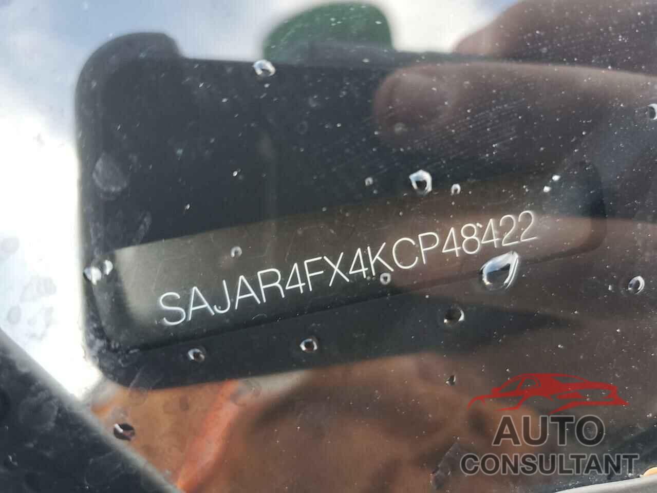JAGUAR XE 2019 - SAJAR4FX4KCP48422