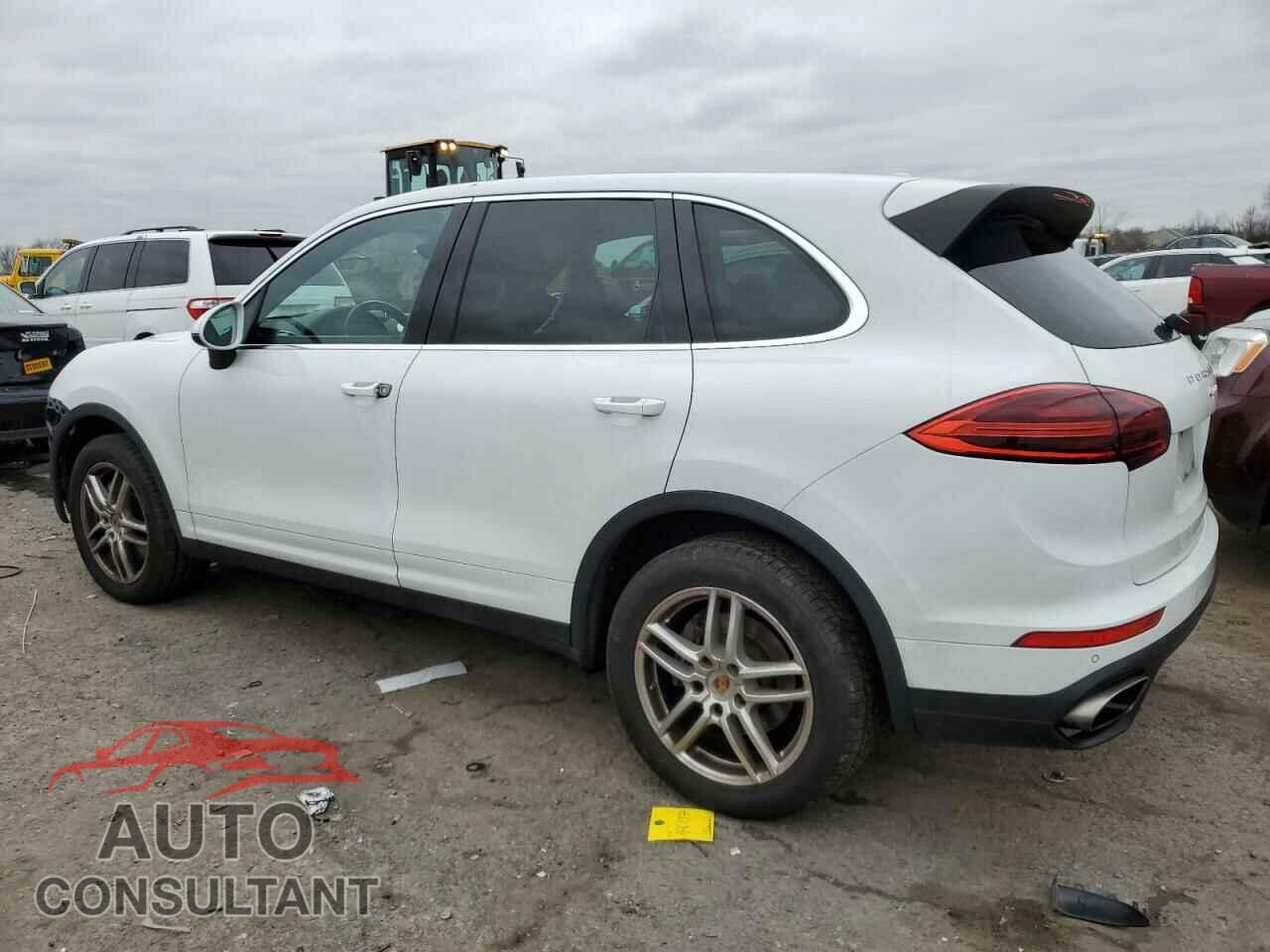 PORSCHE CAYENNE 2016 - WP1AA2A21GKA36032