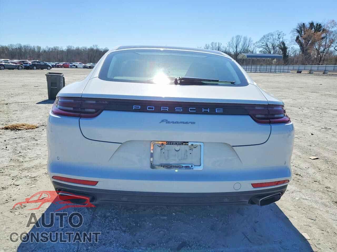 PORSCHE PANAMERA 2017 - WP0AA2A72HL100703