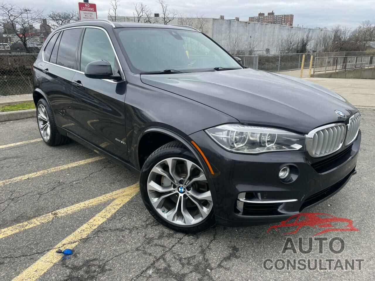 BMW X5 2018 - 5UXKR6C58JL080235