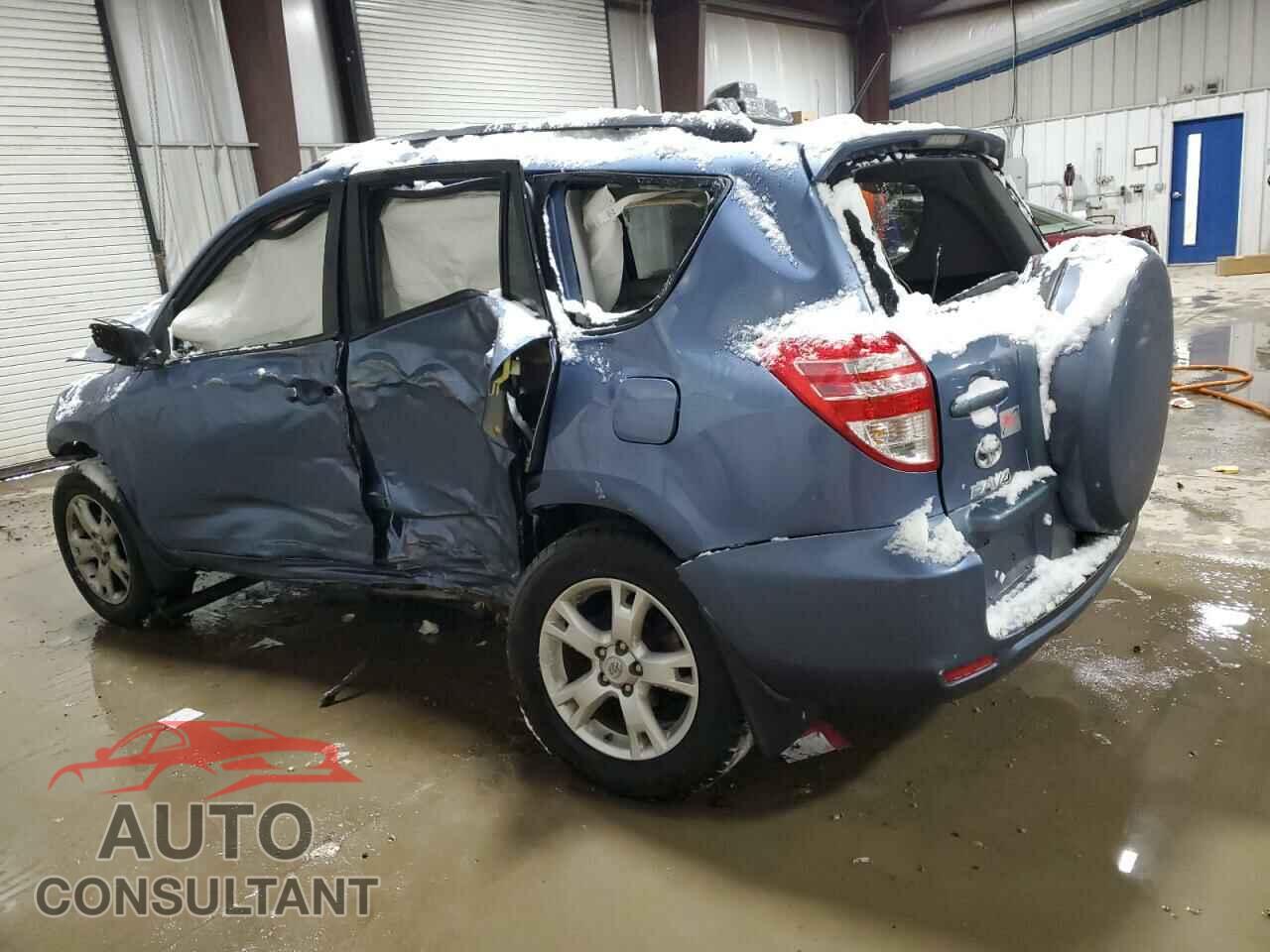 TOYOTA RAV4 2011 - JTMBF4DV3B5041023