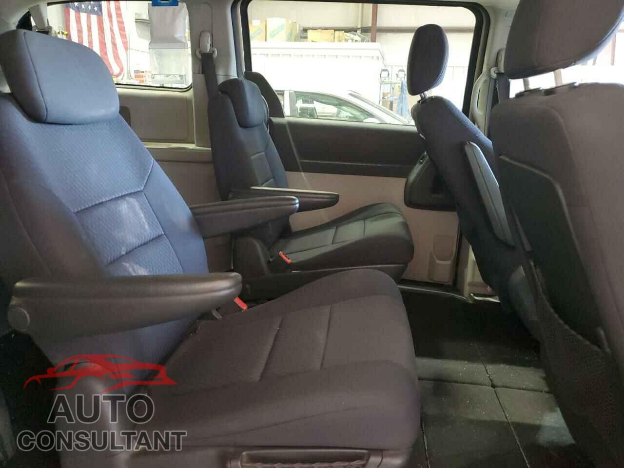 DODGE CARAVAN 2010 - 2D4RN5D18AR273058