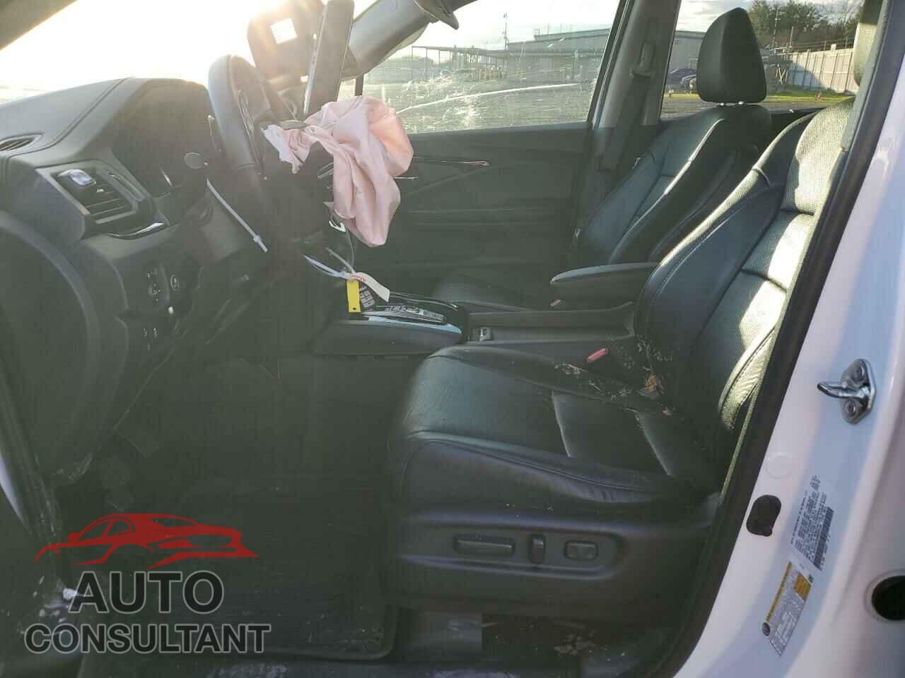 HONDA PILOT 2021 - 5FNYF6H03MB029766
