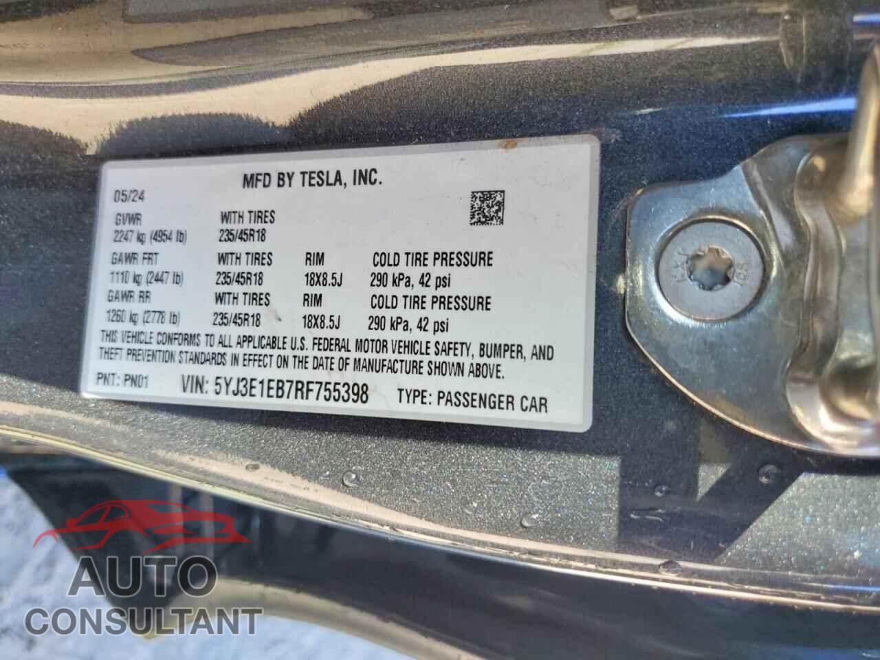 TESLA MODEL 3 2024 - 5YJ3E1EB7RF755398