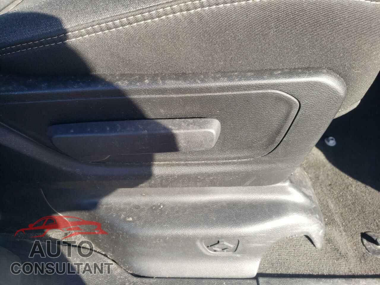 RAM 1500 2020 - 1C6SRFFT4LN383751