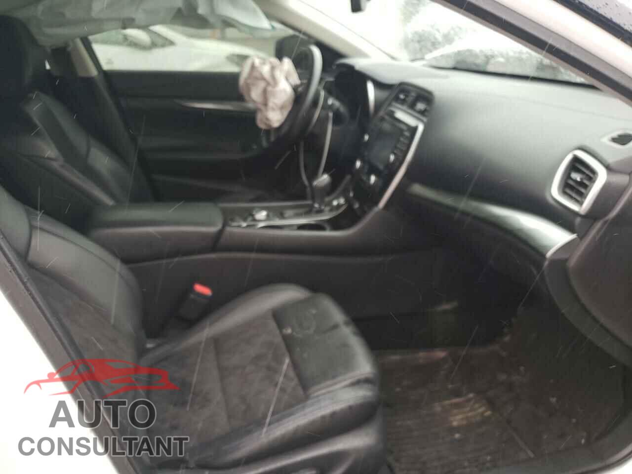 NISSAN MAXIMA 2017 - 1N4AA6AP0HC369635