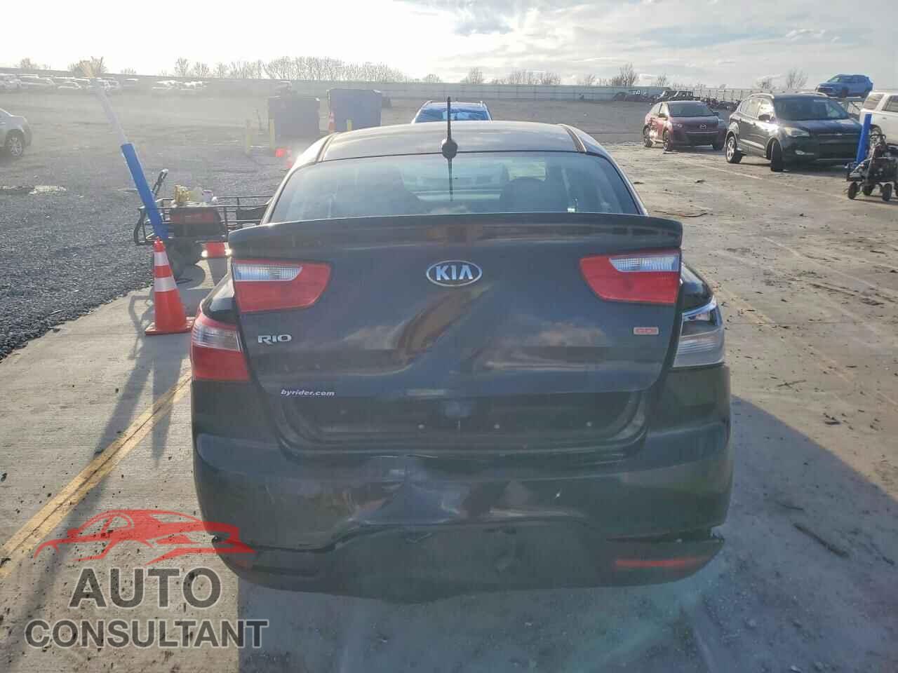 KIA RIO 2015 - KNADM4A31F6447073