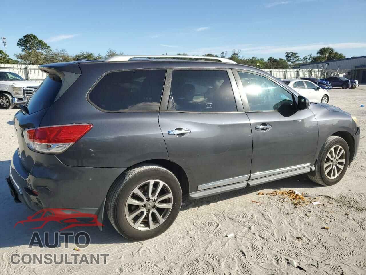 NISSAN PATHFINDER 2013 - 5N1AR2MN2DC647155