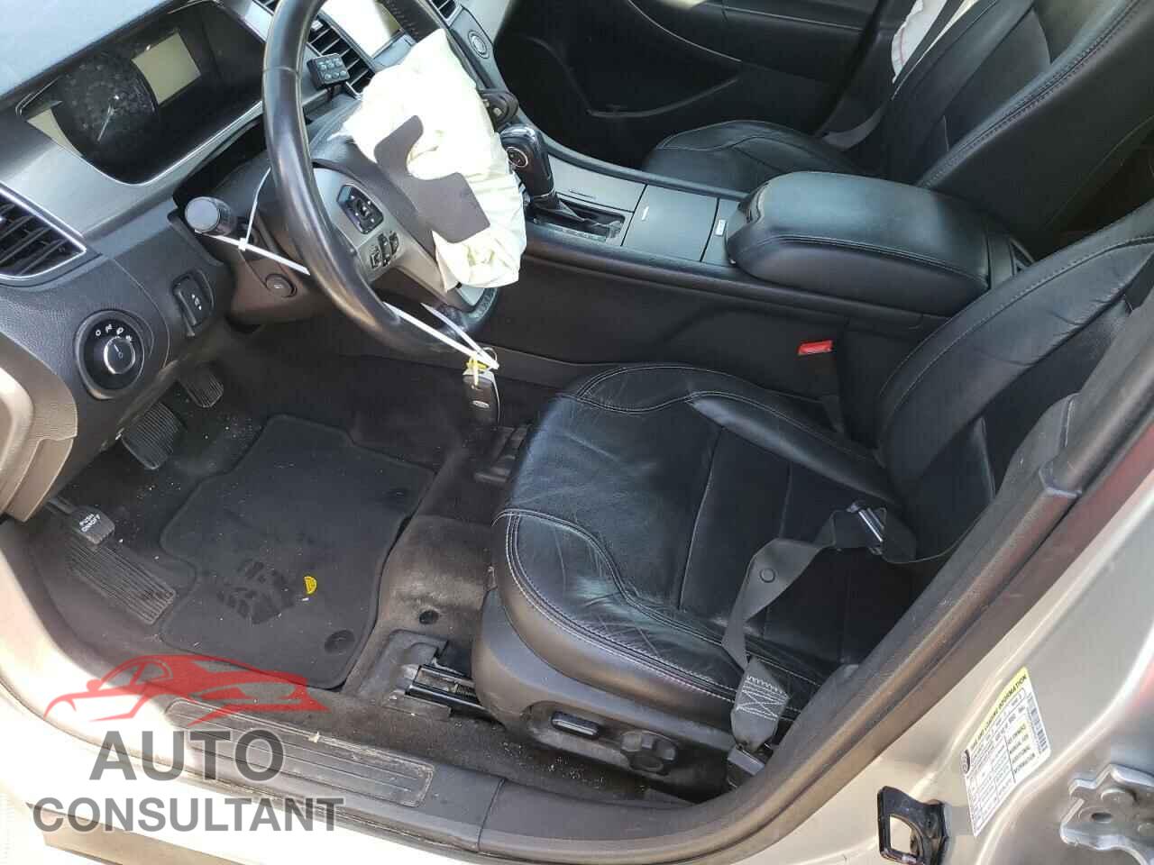 FORD TAURUS 2015 - 1FAHP2E85FG172958