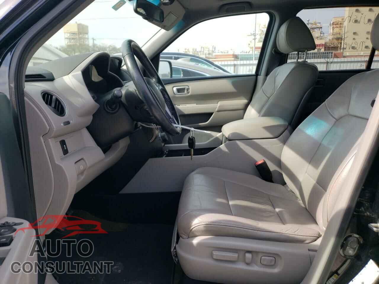 HONDA PILOT 2014 - 5FNYF3H68EB024289
