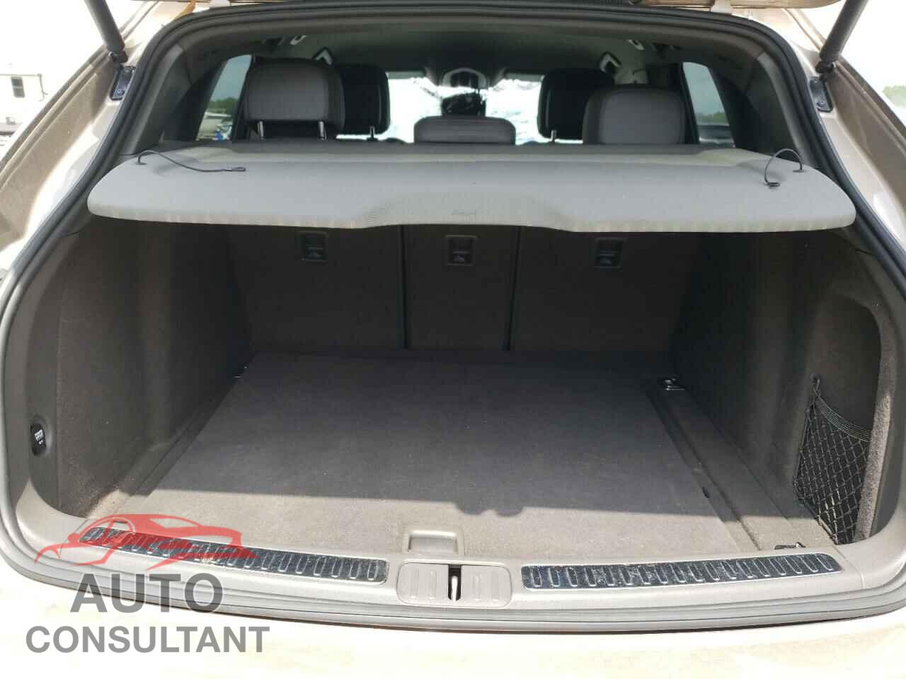 PORSCHE MACAN 2017 - WP1AA2A58HLB07555