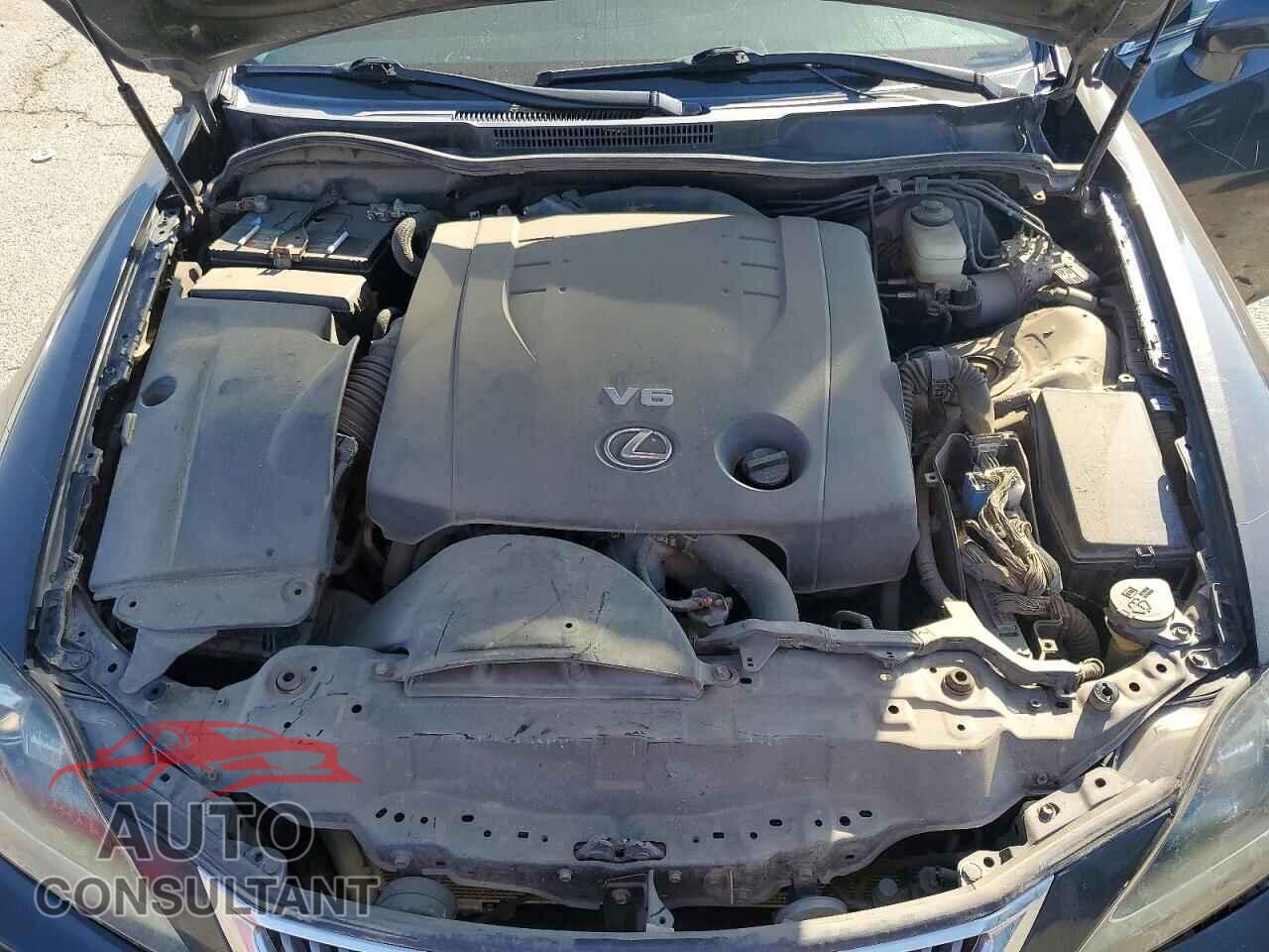 LEXUS IS 2009 - JTHCK262295032376