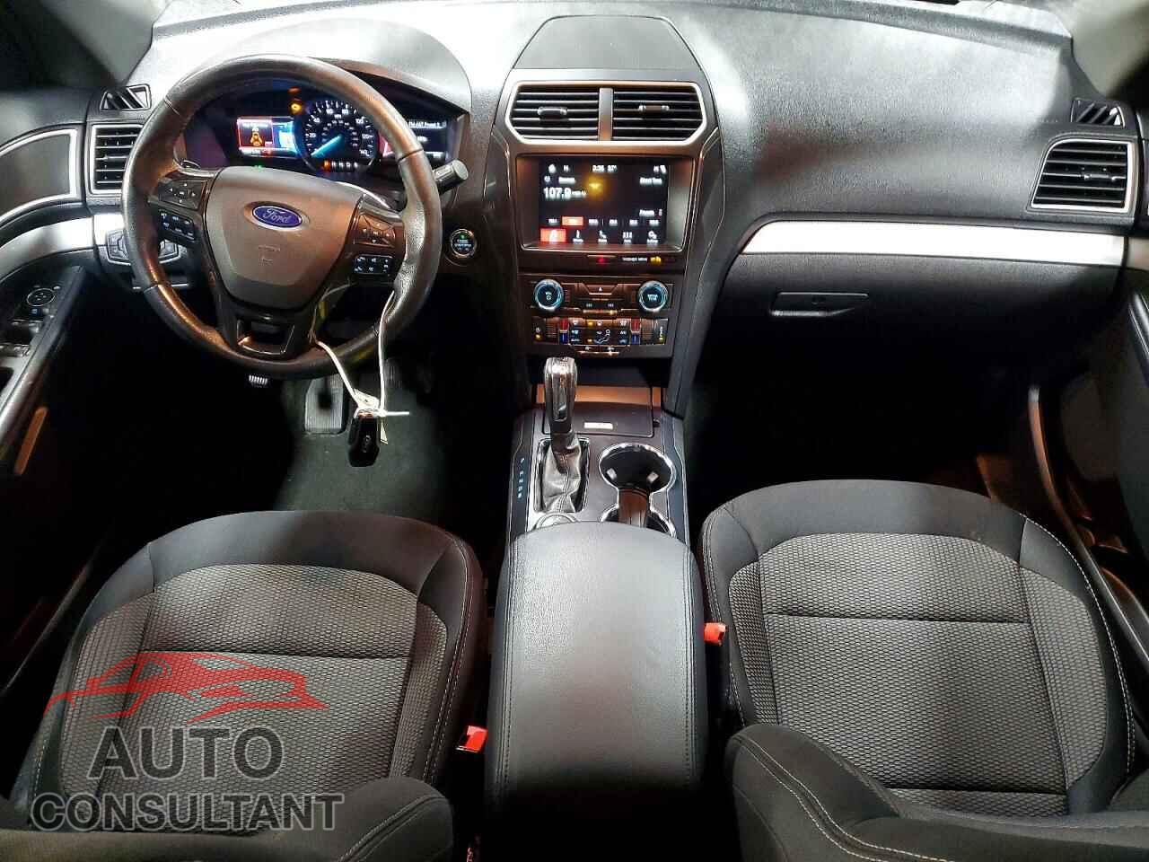 FORD EXPLORER 2017 - 1FM5K8D84HGD51751