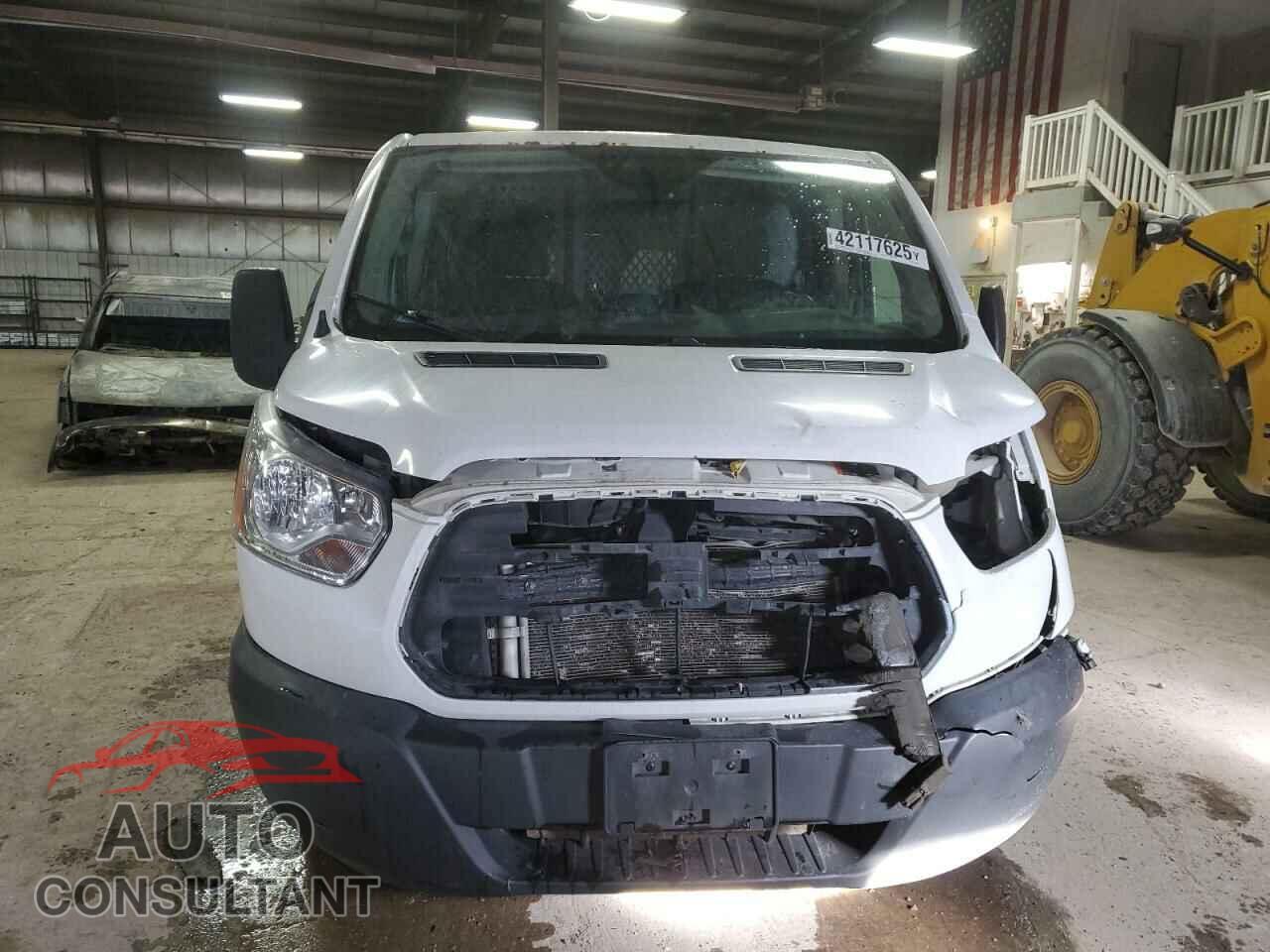 FORD TRANSIT 2018 - 1FTYR1YM0JKA46536
