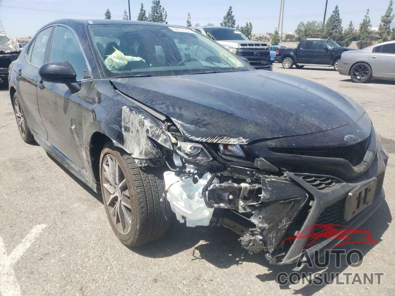 TOYOTA CAMRY 2021 - 4T1G11AK2MU423240
