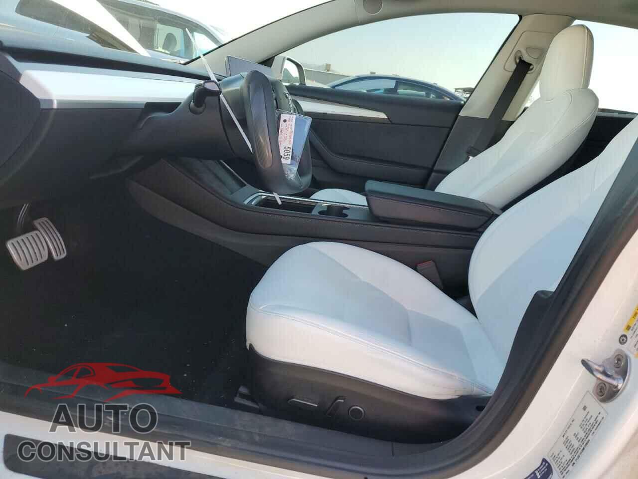TESLA MODEL 3 2022 - 5YJ3E1EC0NF209304