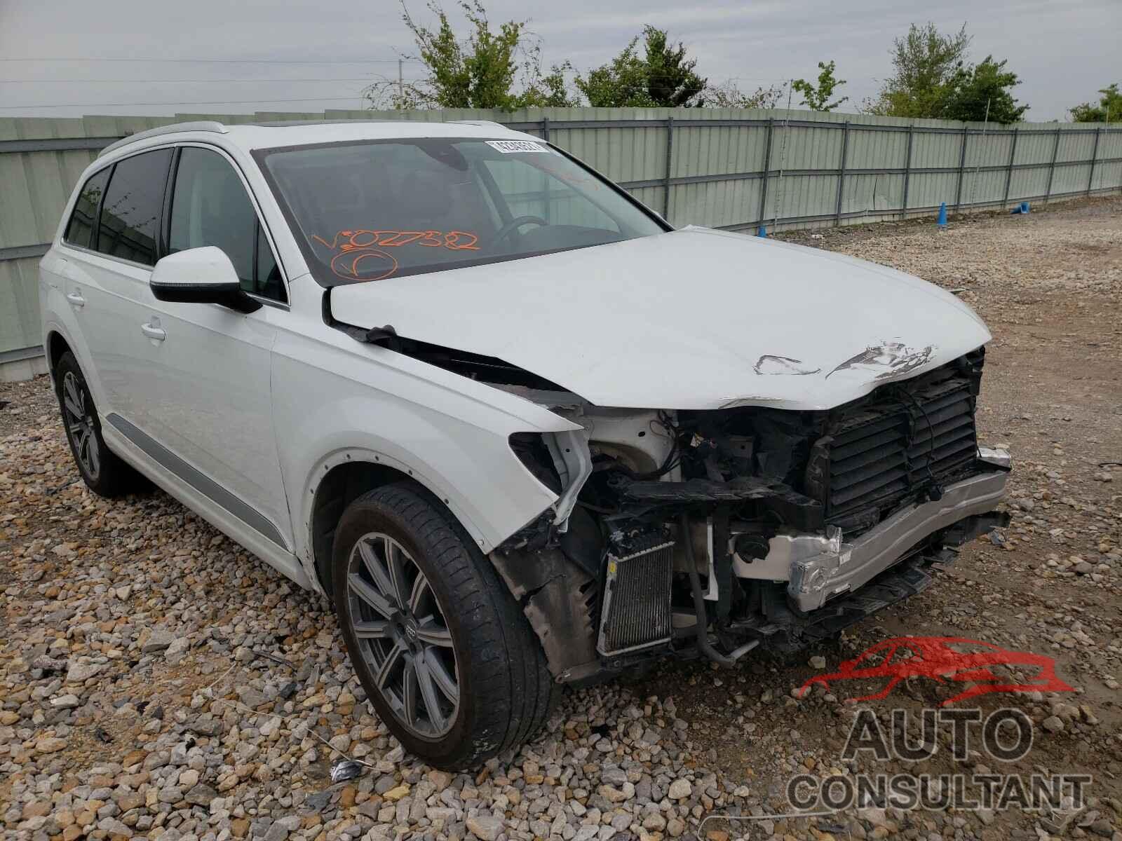 AUDI Q7 2018 - WA1VAAF73JD027582