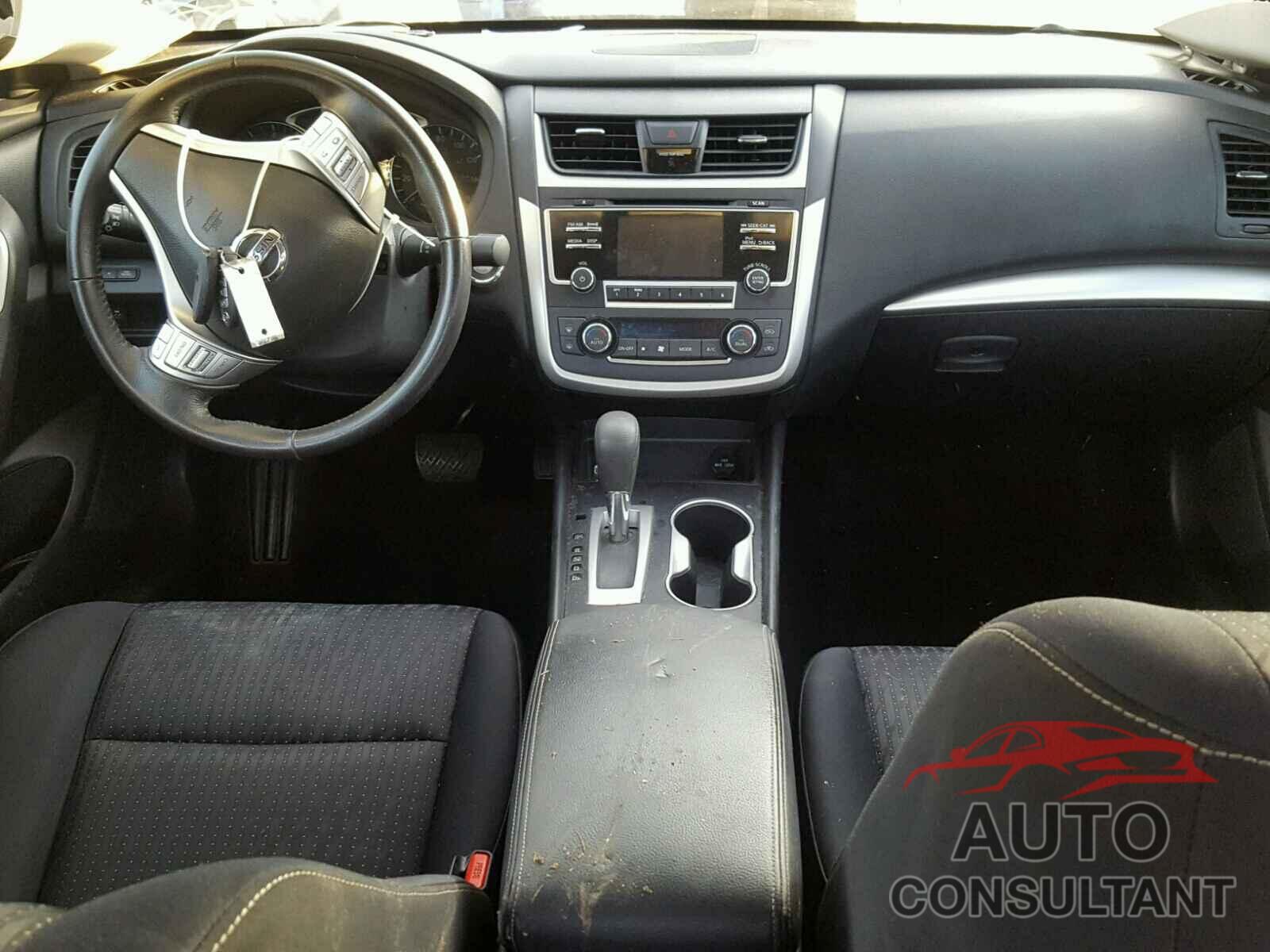 NISSAN ALTIMA 2017 - 1N4AL3AP5HC111734