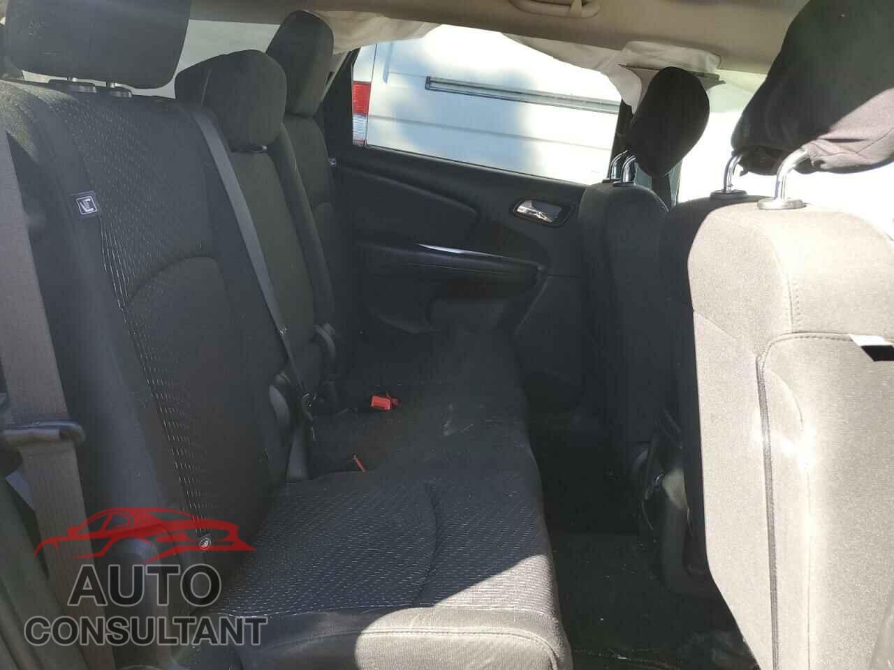 DODGE JOURNEY 2018 - 3C4PDCAB6JT531194