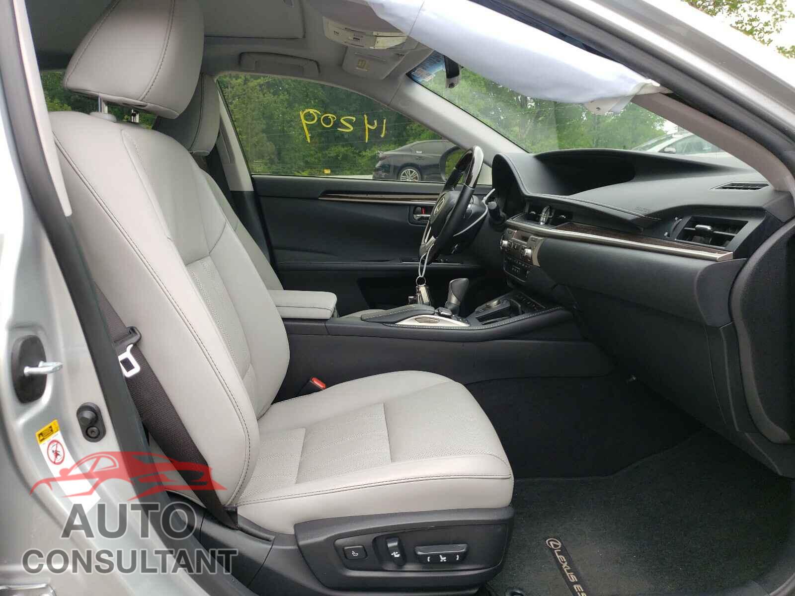 LEXUS ES300 2017 - JTHBW1GG2H2149797