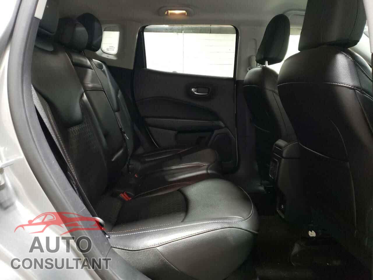JEEP COMPASS 2020 - 3C4NJDBB9LT137647