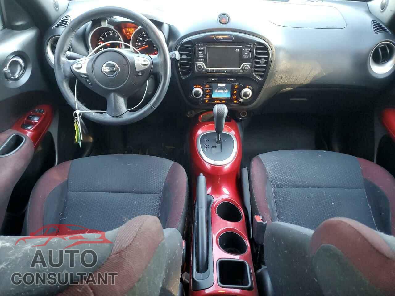 NISSAN JUKE 2015 - JN8AF5MV8FT554792