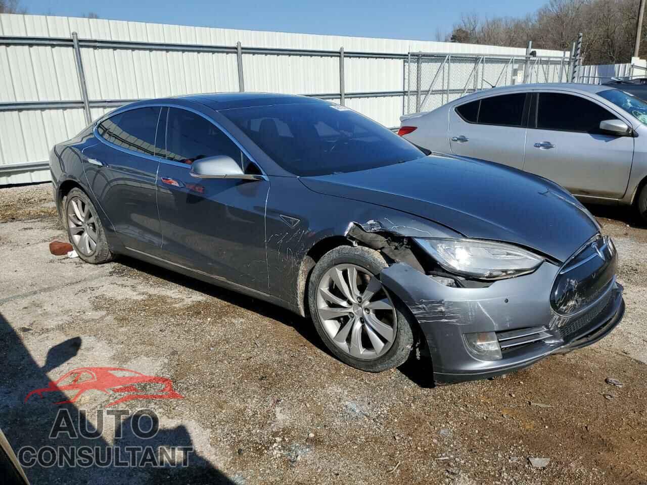 TESLA MODEL S 2013 - 5YJSA1DNXDFP27509