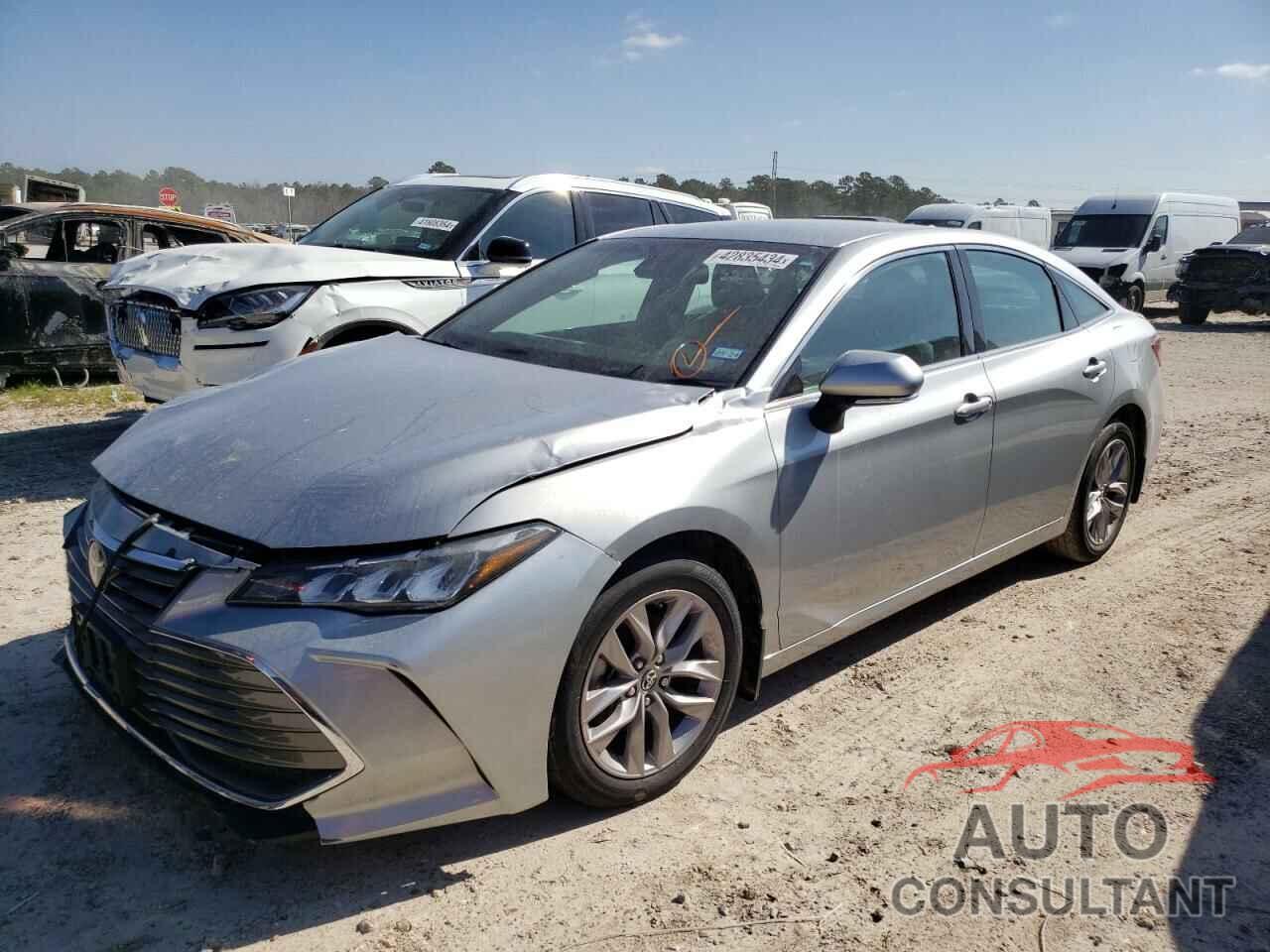 TOYOTA AVALON 2019 - 4T1BZ1FB6KU017907