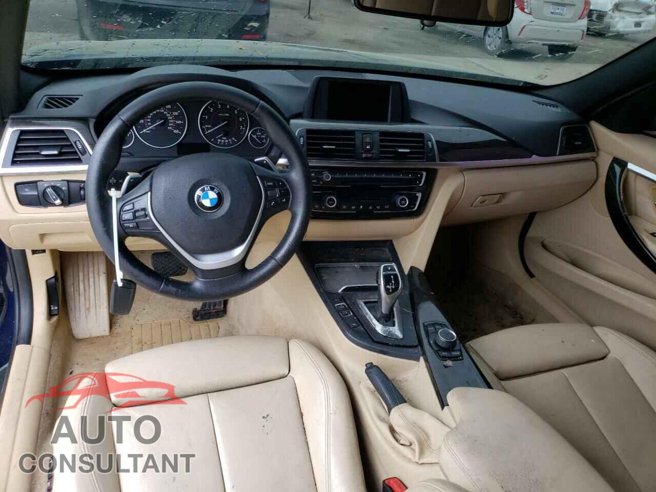 BMW 3 SERIES 2016 - WBA8E9G50GNU27764