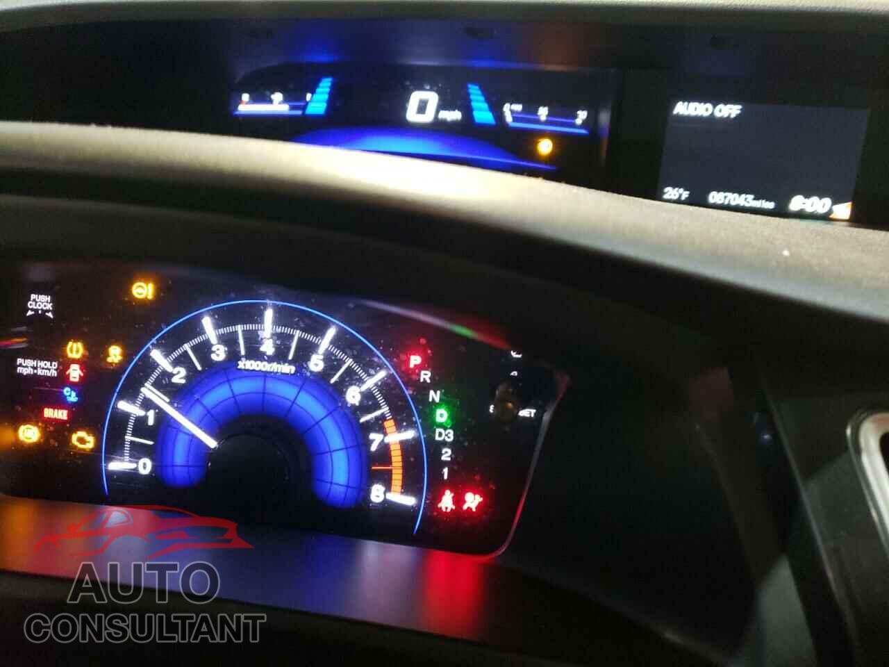 HONDA CIVIC 2013 - 2HGFB2F85DH556031
