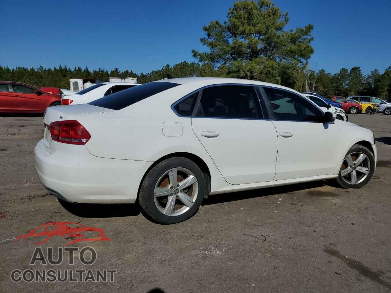 VOLKSWAGEN PASSAT 2013 - 1VWBP7A3XDC014589
