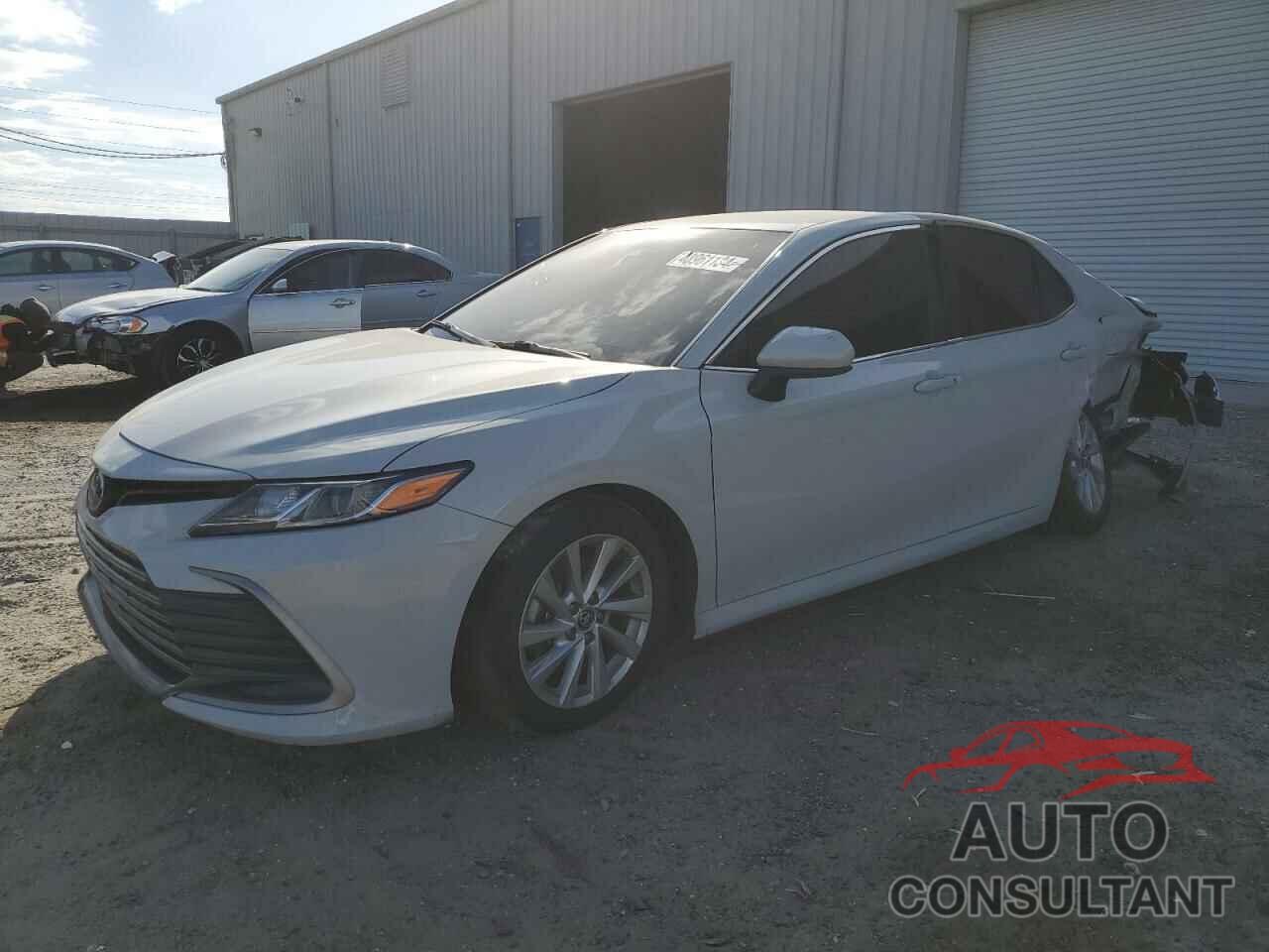 TOYOTA CAMRY 2023 - 4T1C11AK9PU090067