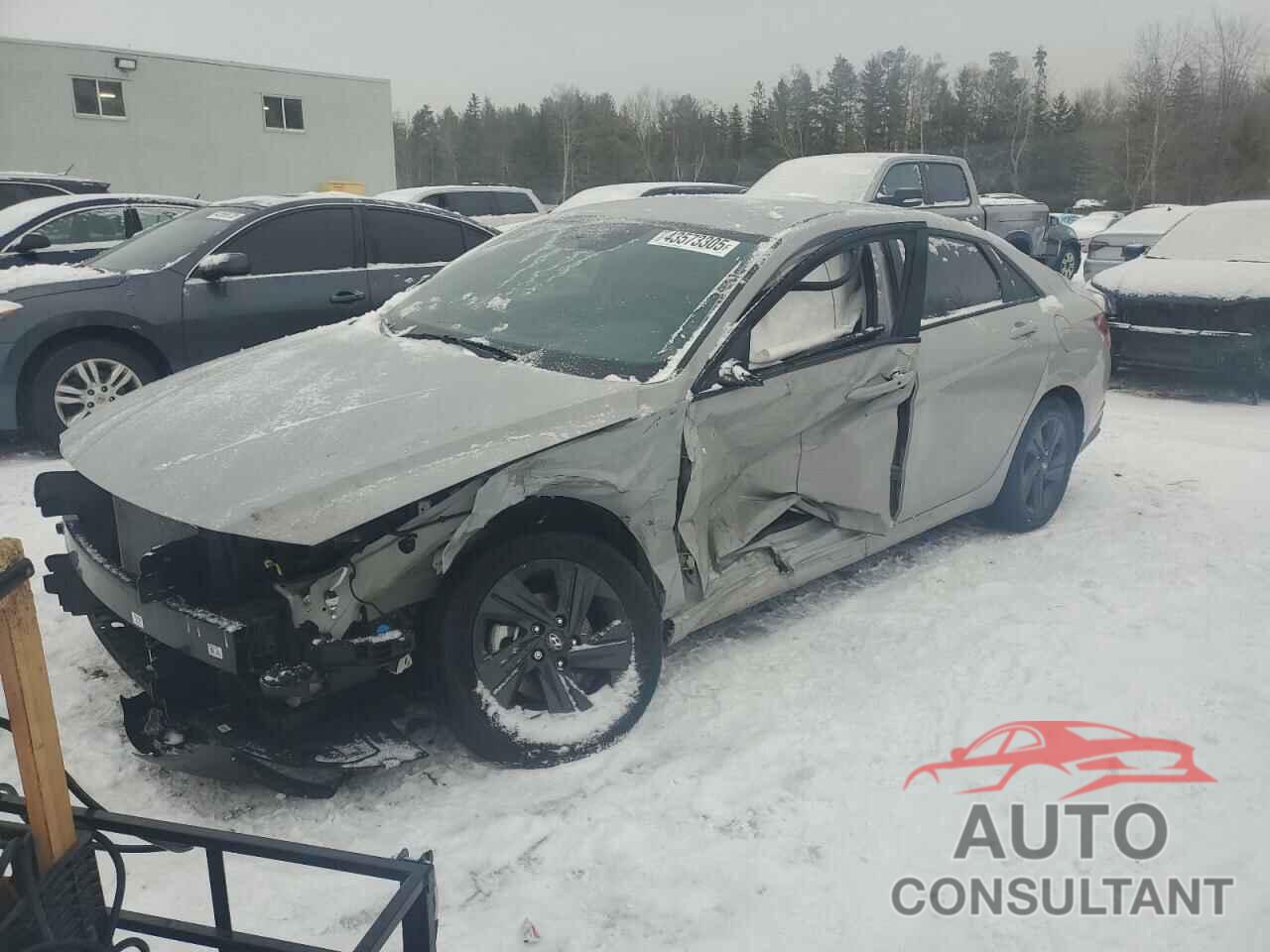 HYUNDAI ELANTRA 2023 - KMHLM4AG4PU590156