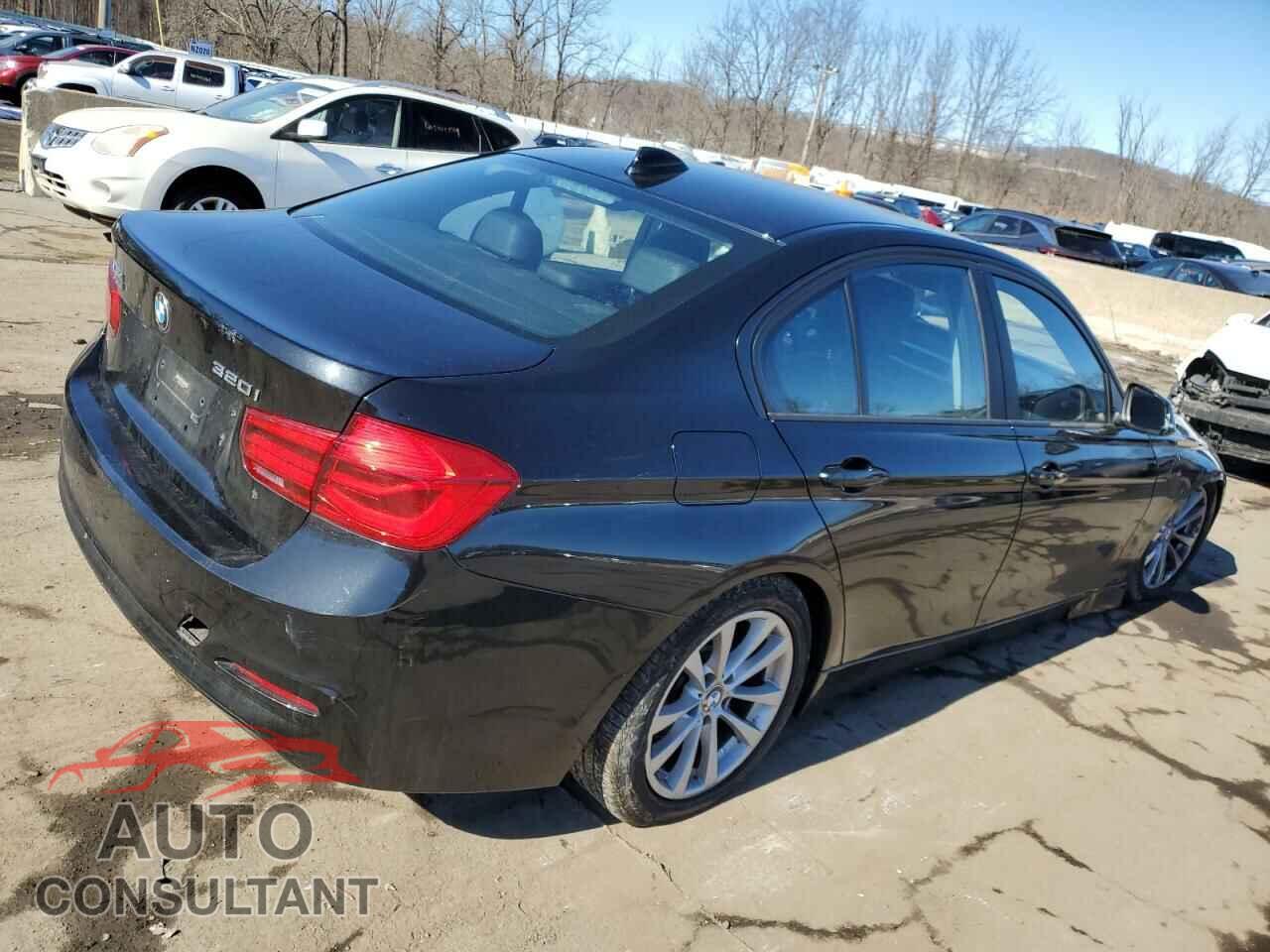 BMW 3 SERIES 2018 - WBA8A3C5XJA486947
