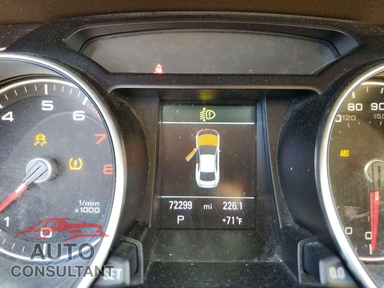 AUDI A5 2013 - WAULFAFR2DA002319