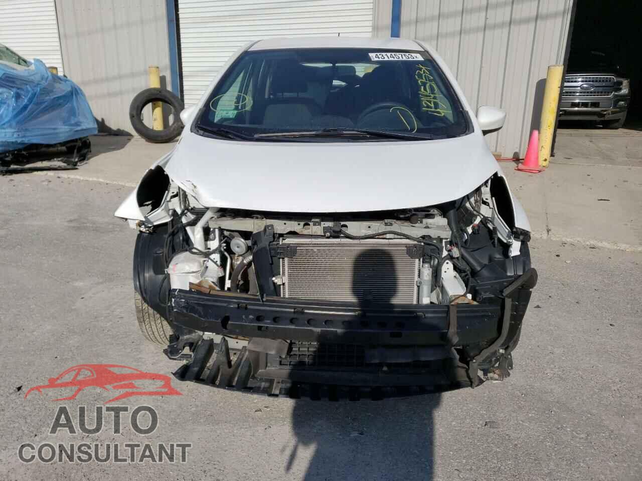 NISSAN VERSA 2017 - 3N1CE2CP8HL372156