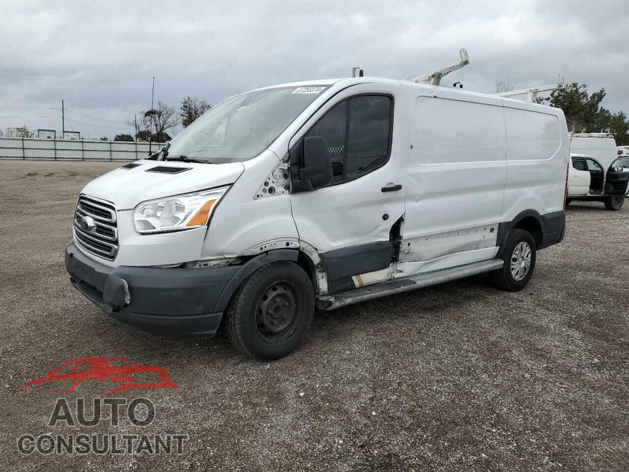 FORD TRANSIT 2018 - 1FTYR1YM7JKB17151