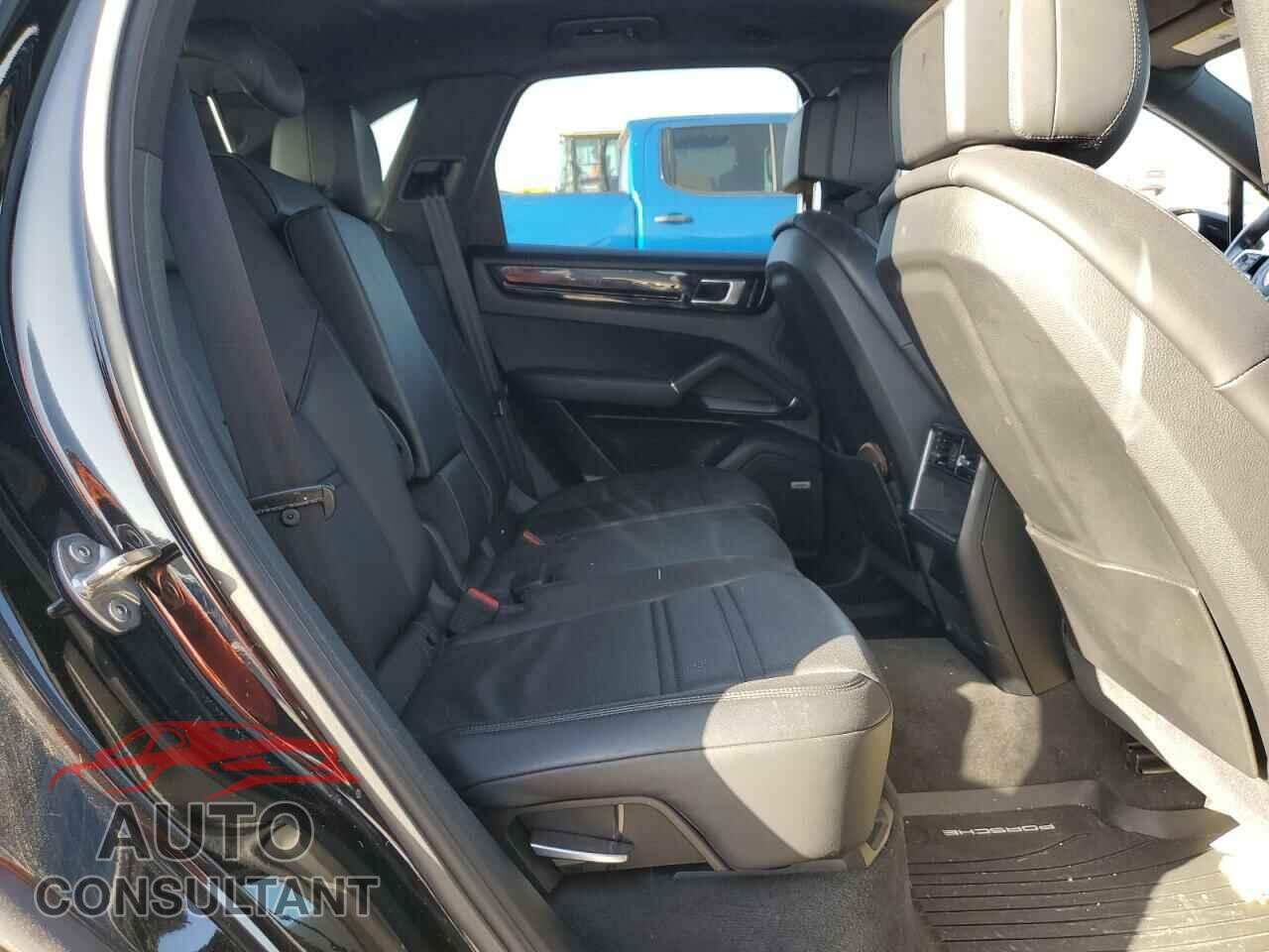 PORSCHE CAYENNE 2019 - WP1AA2AYXKDA17531