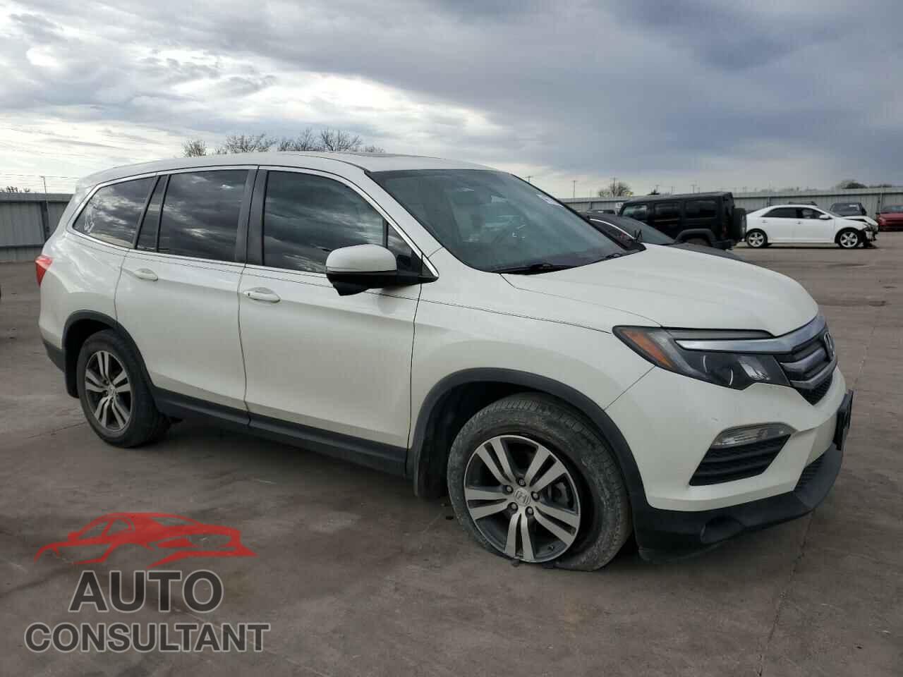 HONDA PILOT 2017 - 5FNYF5H58HB025661